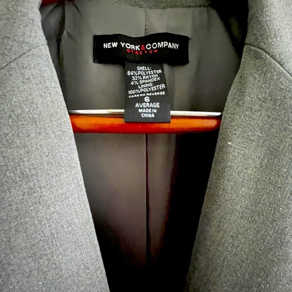 NY & Co Blazer size 6 - Picture 3 of 6